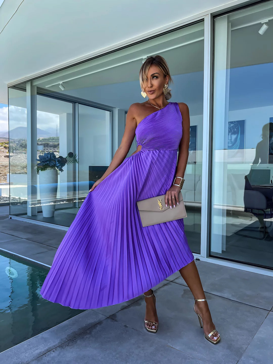 Ella Shoulder Pleated Maxi