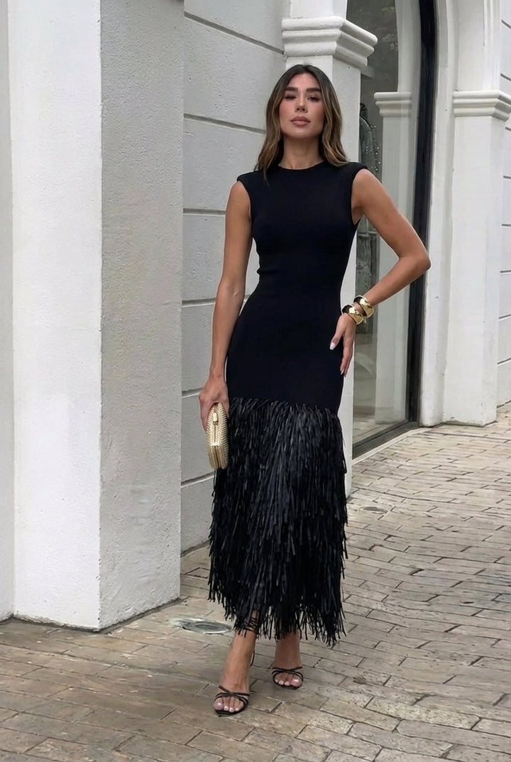 Elegant Raffia Fringed Midi Dres